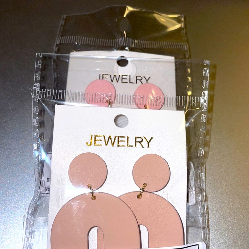 EARRINGS ✨